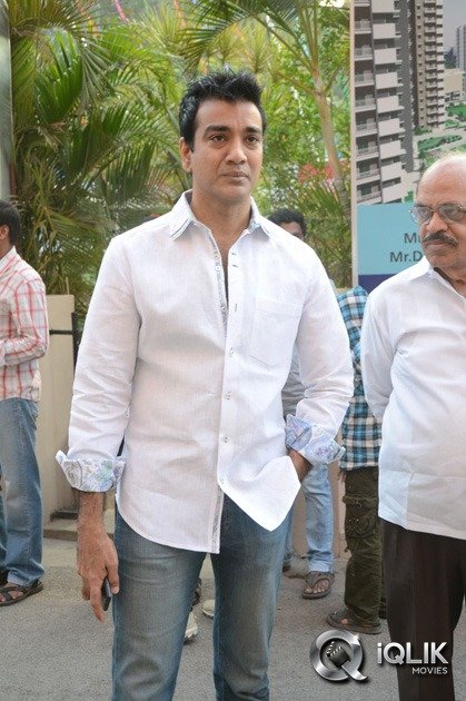 Legend-Movie-Hungama-at-Bramaramba-Theatre